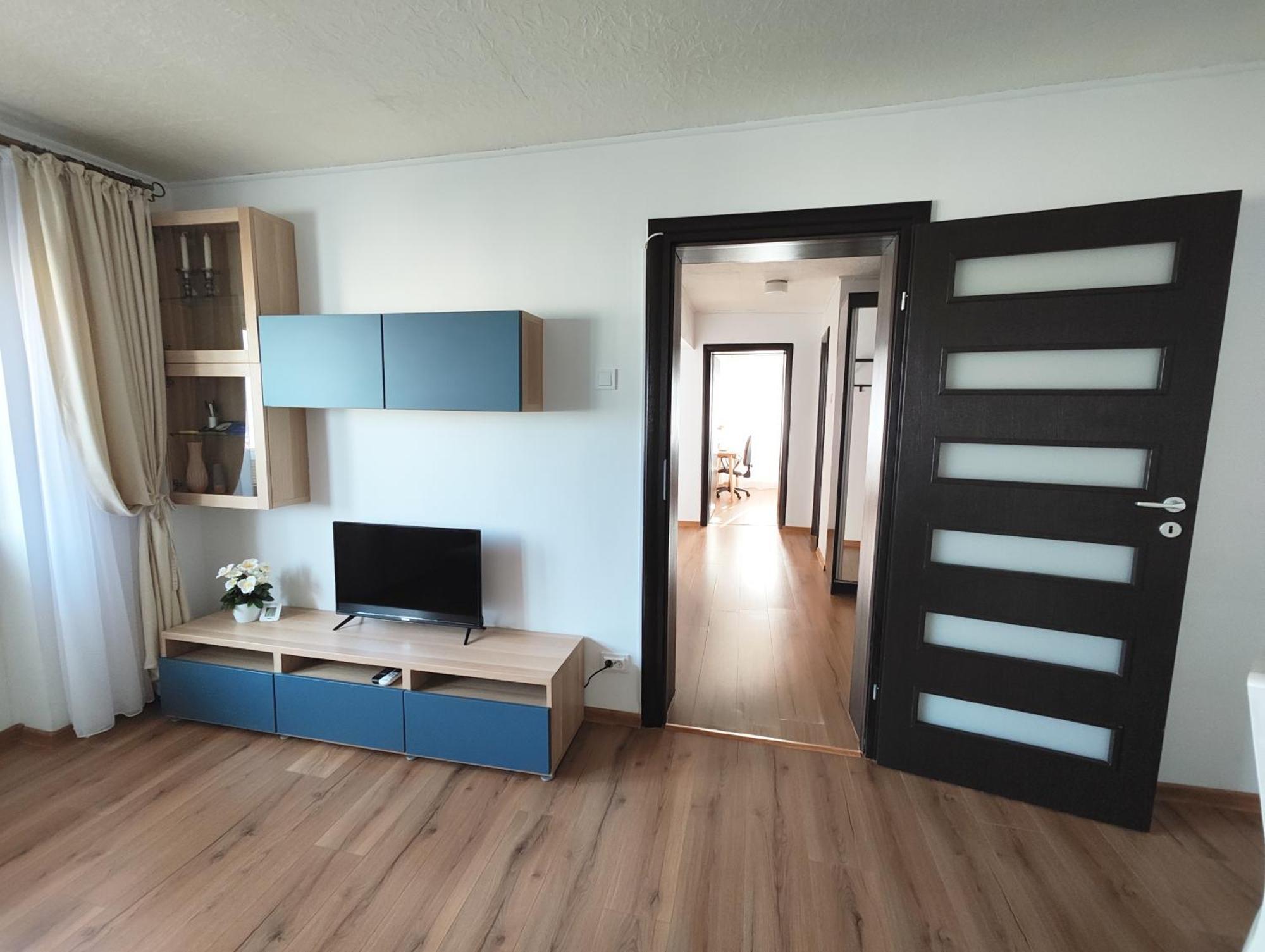 Platinum Apartment - Apartament Cu 3 Camere, 2 Dormitoare, 2 Bai, Bucatarie Complet Utilata, 2 Balcoane Bucharest Exterior photo